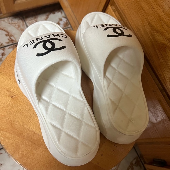 Crocs platform sandals - Picture 5 of 5